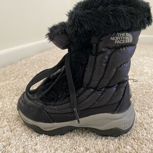The North Face Kids Black and Gray Winter Boots